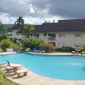 chalet-cassie.hotelsmontegobay.org/